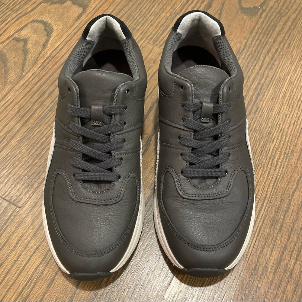 Everlane Trainer, Black Leather & Grey Suede NWOB - Picture 2 of 11